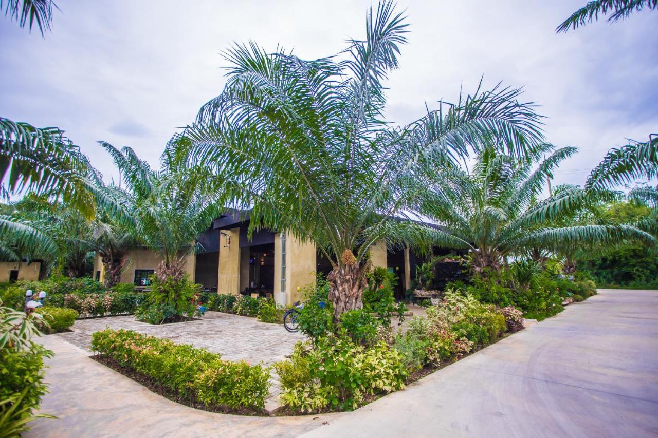Palm Pran Resort Pran Buri Dış mekan fotoğraf