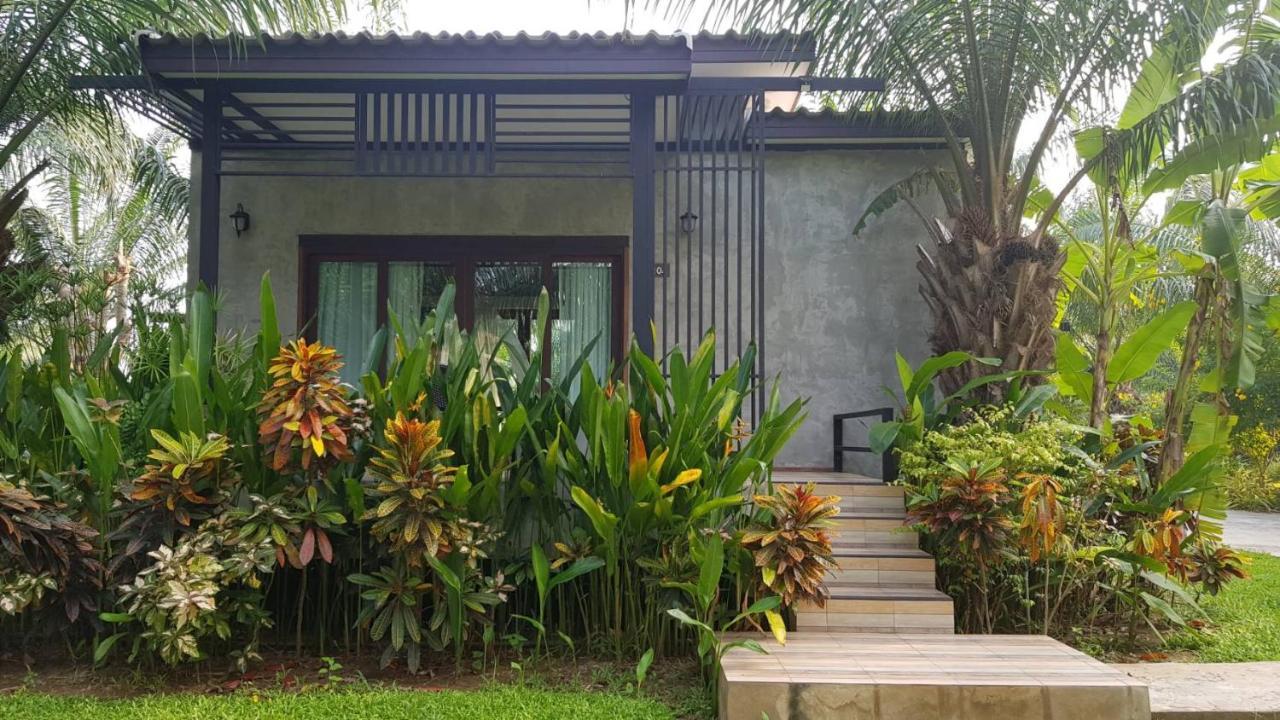Palm Pran Resort Pran Buri Dış mekan fotoğraf