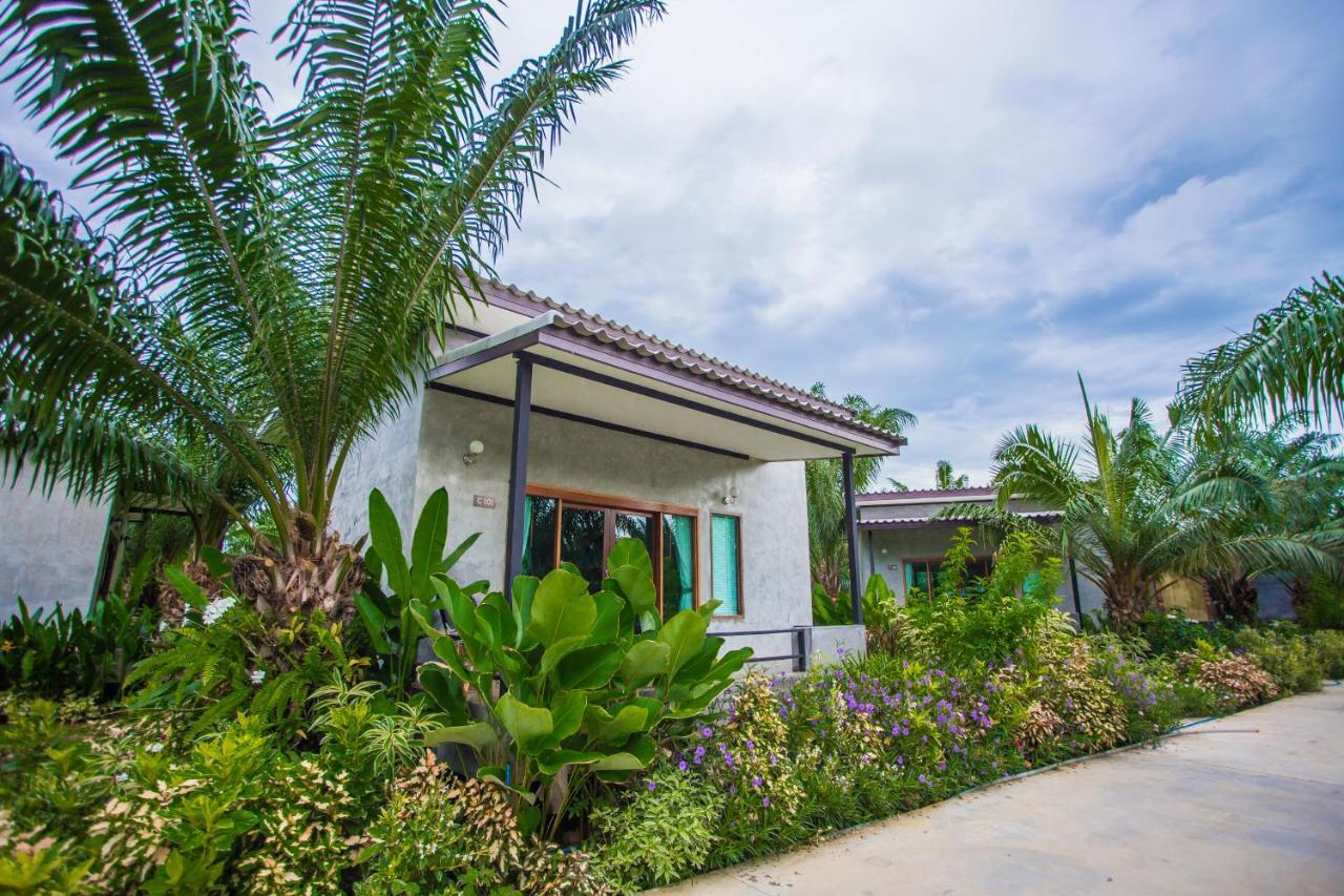 Palm Pran Resort Pran Buri Dış mekan fotoğraf