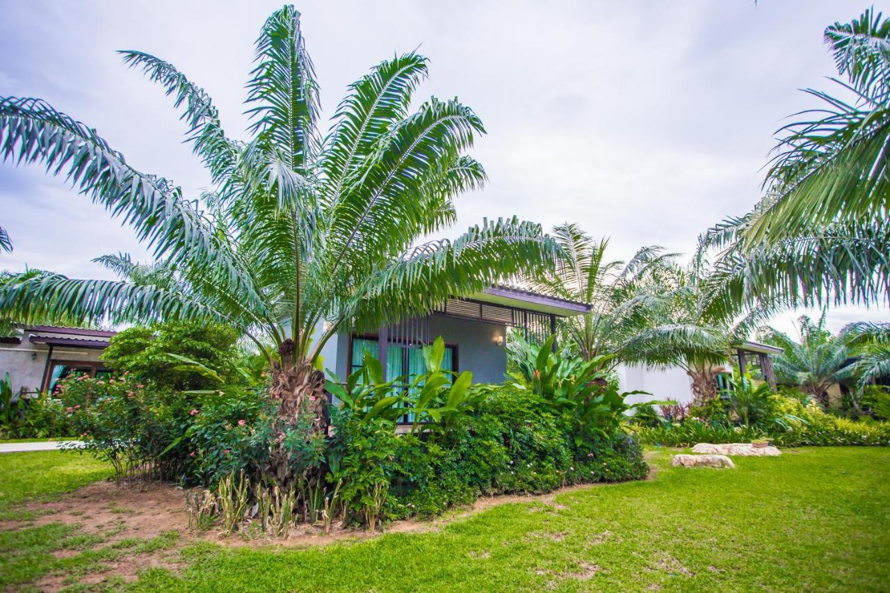 Palm Pran Resort Pran Buri Dış mekan fotoğraf